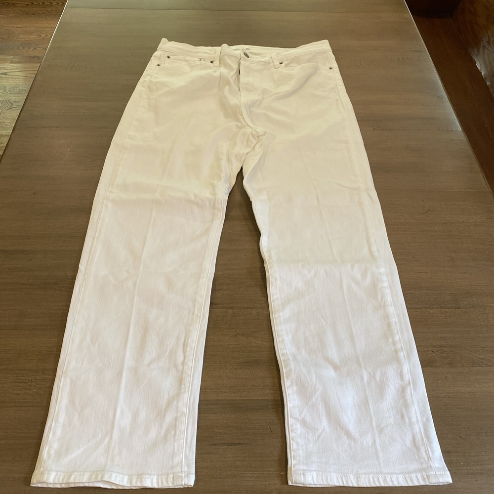 Uniqlo Womens White Denim Boot Cut Size 32 High Rise